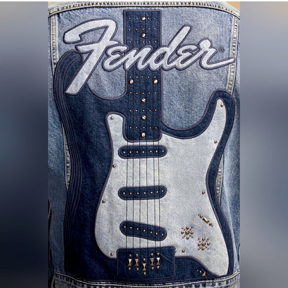 Lucky Brand® x Stratocaster Fender™ 70th Anniversary Denim Guitar